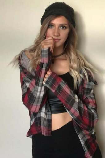 Tatyana, 22 Jahre, Russland Tatyana, 22 Jahre, Russland