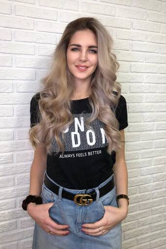 Kamilla, 25 Jahre, Russland Kamilla, 25 Jahre, Russland