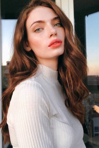 Olga, 22 Jahre, Russland Olga, 22 Jahre, Russland